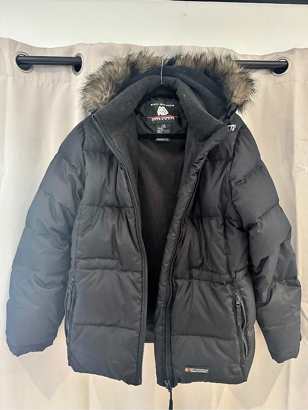 Misty Mountain Women's Black Puffer Jacket Size Large Like New